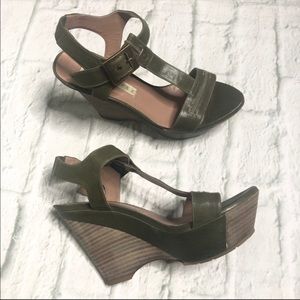 Pura Lopez leather wedge platform sandals